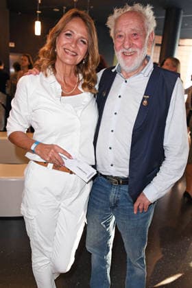Dieter Hallervorden mit Ehefrau Christiane Hallervorden bei der Premiere von SISTER ACT - DAS HIMMLISCHE MUSICAL im Bluemax Theater in Berlin am 04.08.2026 *** Dieter Hallervorden with his wife Christiane Hallervorden at the premiere of SISTER ACT: THE HEAVENLY MUSICAL at the Bluemax Theater in Berlin on August 4, 2026