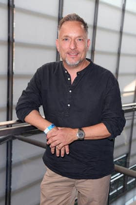 Lars Pape bei der Premiere von SISTER ACT - DAS HIMMLISCHE MUSICAL im Bluemax Theater in Berlin am 04.08.2026 *** Lars Pape at the premiere of SISTER ACT: THE HEAVENLY MUSICAL at the Bluemax Theater in Berlin on August 4, 2026