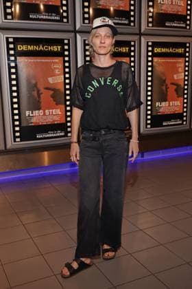 Flieg Steil Lana Cooper Premiere des Films Flieg Steil im Kino in der Kulturbrauerei, Berlin Datum: 04.08.2026 *** Fly High, Lana Cooper: Premiere of the film *Fly High* at the Kulturbrauerei cinema in Berlin. Date: August 4, 2026 Copyright: xEventpress Kratschx