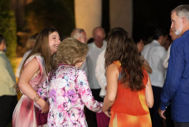 The Royal Family hosts the traditional summer reception at the Marivent Palace for a delegation representing Balearic society. King Felipe VI, Princess Leonor, Infanta Sofía, and Queen Sofía during the reception for a delegation representing Balearic society at Marivent Palace on August 4, 2026, in Palma de Mallorca, Balearic Islands, Spain. King Felipe and Queen Letizia welcome the leading authorities of the Balearic Islands and a broad cross-section of civil society to Marivent Palace for an evening event that has become the major institutional event of the summer. ROYAL FAMILY RECEPTION Raú Mallorca Mallorca Spain  Copyright: xRaulxTerrelx 7701994