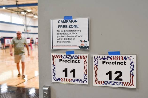 2026 Michigan primary election ROYAL OAK, MICHIGAN - AUGUST 4: Oakland County voters cast their ballots in the 2026 Michigan primary election at Royal Oak High School in Royal Oak, Michigan, United States on August 4, 2026. With 1.3 million residents in Oakland County, it becomes a crucial battleground for U.S. Senate candidates like Adbul El-Sayed and Haley Stevens. Adam J. Dewey Anadolu Michigan United States. Editorial use only. Please get in touch for any other usage.  Copyright: x2026xAnadoluxAdamxJ.xDeweyx