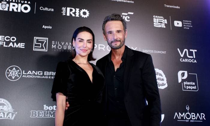 RECORD DATE NOT STATED 25th edition of the Grande Otelo award in Rio de Janeiro. Rio de Janeiro (RJ), 04 08 2026 - Cinema Awards Rio de Janeiro - Actor Rodrigo Santoro and his wife Mel Fronckowiak celebrate Brazilian cinema s 25th anniversary at the Municipal Theater of Rio de Janeiro with the 25th edition of the Grande Otelo Award, the biggest national audiovisual event, this Tuesday, August 4, 2026.(Foto: Onofre Veras Thenews2 imago images) 25th edition of the Grande Otelo award in Rio de Janeiro.  Copyright: xonofrexverasx