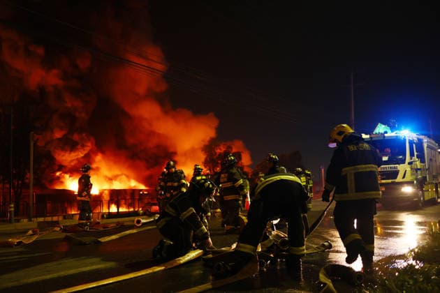 Santiago, August 5, 2026 A chemical fire affects the Panimex company located at the intersection of Las Esteras Sur and Route 5 North in the municipality of Quilicura Javier Torres Aton Chile, Santiago, Chile Aton 1178221  Copyright: JAVIERxTORRES ATONxCHILE