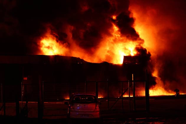 Santiago, August 5, 2026 A chemical fire affects the Panimex company located at the intersection of Las Esteras Sur and Route 5 North in the municipality of Quilicura Javier Torres Aton Chile, Santiago, Chile Aton 1178218  Copyright: JAVIERxTORRES ATONxCHILE