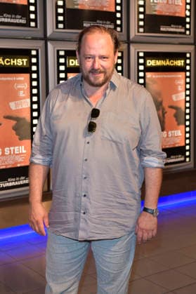 Andreas Anke bei der Premiere des Kinofilms Flieg Steil im Kino in der Kulturbrauerei. Berlin, 04.08.2026 *** Andreas Anke at the premiere of the movie *Flieg Steil* at the Kino in the Kulturbrauerei Berlin, August 4, 2026 Foto:xM.xBehrensx xFuturexImagex flieg_6806