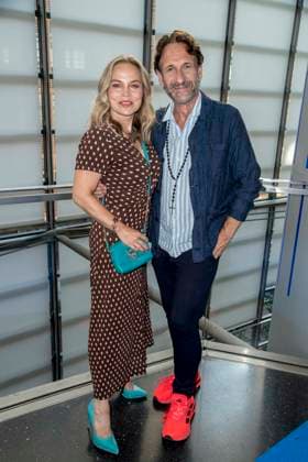 ABB SISTERACT- Regina Halmich ex Boxerin mit Frank-Willy Wild Schauspieler zu Gast bei der Berlin Premiere von Sister Act - Das Himmliche Musical im BlueMax Theater Berlin am 04.AUGUST 2026 in Berlin Berlin Deutschland *** ABB SISTERACT: Regina Halmich, a former boxer, and Frank Willy Wild, an actor, were guests at the Berlin premiere of *Sister Act: The Heavenly Musical* at the BlueMax Theater Berlin on August 4, 2026, in Berlin, Germany