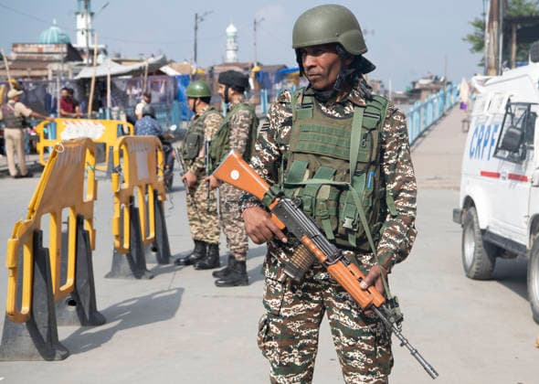 August 5, 2026, Srinagar, Jammu And Kashmir, India: Security personnel stands guard on the seventh anniversary of the abrogation of Article 370 and Jammu and Kashmir s special status,in Srinagar, Jammu and Kashmir, India, on August 5, 2026. Today marks the seventh anniversary of the abrogation of Article 370. On August 5, 2019, the Government of India revokes Article 370 of the Constitution, which grants special status to Jammu and Kashmir, and bifurcates the state into two union territories--Jammu and Kashmir, and Ladakh. Srinagar India  - ZUMAz120 20260805_zip_z120_016 Copyright: xBasitxZargarx