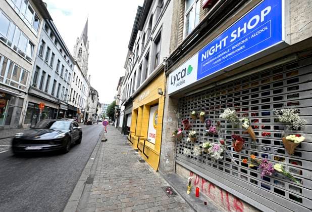 Fatal robbery at a nightshop in Ixelles-Elsene BRUSSELS, BELGIUM - AUGUST 05 : Fatal robbery at a nightshop on Rue de la Paix in Ixelles-Elsene. During the night of 3 to 4 August 2026, a couple who ran a nightshop on Rue de la Paix in Ixelles-Elsene were targeted by several criminals. The shop owner, Jaswinder Singh, died during the robbery on August 5, 2026 in Brussels, Belgium, 05 08 2026 Brussels Belgium  Copyright: xDidierxLebrunx
