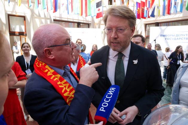 RUSSIA, MOSCOW - AUGUST 5, 2026: Yabloko Party Chairman Nikolai Rybakov (R) is seen before the ballot paper draw for the forthcoming 2026 Russian State Duma Election, at the office of the Central Electoral Commission of Russia. The election will be held on 18-20 September. Sergei Karpukhin TASS  95810447