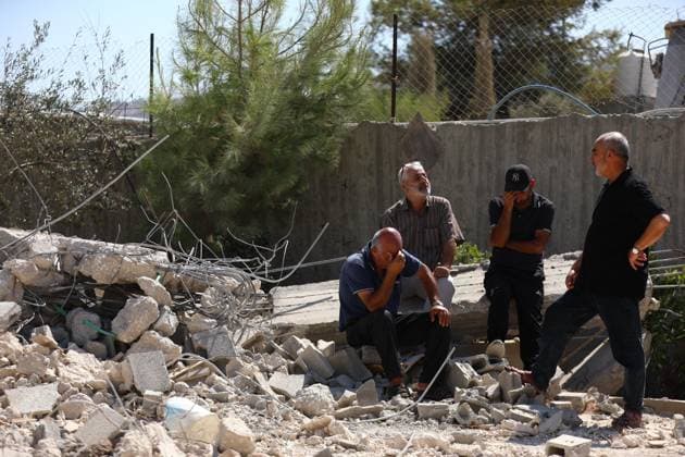 Israeli forces demolish two Palestinian homes in Nahhalin BETHLEHEM, WEST BANK, PALESTINE - AUGUST 5: Residents are seen as Israeli forces, accompanied by bulldozers, demolish two Palestinian homes and a commercial property after raiding the town of Nahhalin, west of Bethlehem, West Bank, Palestine, on August 5, 2026. Wisam Hashlamoun Anadolu Bethlehem West Bank. Editorial use only. Please get in touch for any other usage.  Copyright: x2026xAnadoluxWisamxHashlamounx