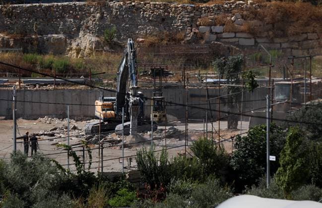Israeli forces demolish two Palestinian homes in Nahhalin BETHLEHEM, WEST BANK, PALESTINE - AUGUST 5: Israeli forces, accompanied by bulldozers, demolish two Palestinian homes and a commercial property after raiding the town of Nahhalin, west of Bethlehem, West Bank, Palestine, on August 5, 2026. Wisam Hashlamoun Anadolu Bethlehem West Bank. Editorial use only. Please get in touch for any other usage.  Copyright: x2026xAnadoluxWisamxHashlamounx