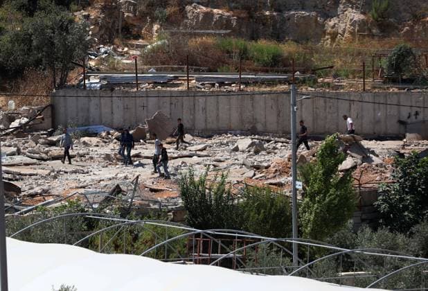 Israeli forces demolish two Palestinian homes in Nahhalin BETHLEHEM, WEST BANK, PALESTINE - AUGUST 5: Residents inspect the area as Israeli forces, accompanied by bulldozers, demolish two Palestinian homes and a commercial property after raiding the town of Nahhalin, west of Bethlehem, West Bank, Palestine, on August 5, 2026. Wisam Hashlamoun Anadolu Bethlehem West Bank. Editorial use only. Please get in touch for any other usage.  Copyright: x2026xAnadoluxWisamxHashlamounx