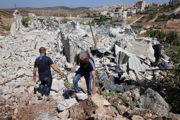 Israeli army demolishes homes and industrial facility near Bethlehem NAHALIN, WEST BANK AUGUST 5, 2026: Israeli army bulldozers demolish two residential homes and an industrial facility in the village of Nahalin, west of Bethlehem, in the occupied West Bank. Israeli authorities said the structures had been built without permits in Area C, a part of the West Bank that remains under full Israeli civil and military control under the Oslo Accords. NAHALIN Palestine, State of Copyright: x xMosabxshawerx xJNAxPressx