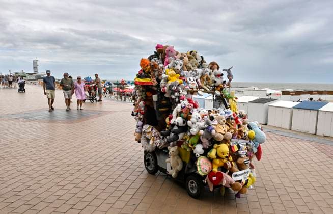 Summer At The Belgian Coast BLANKENBERGE, BELGIUM - AUGUST 5 : The Summer vacation is the high season for tourism at the Belgian Coast on August 05, 2026 in Blankenberge, Belgium, 05 08 2026 Blankenberge Belgium  Copyright: xBertxVanxDenxBrouckex