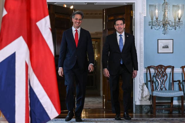 US Secretary of State Rubio meets with UK Foreign Secretary Ed Miliband WASHINGTON, D.C., UNITED STATES - AUGUST 05: U.S. Secretary of State Marco Rubio (R) greets British Foreign Secretary Ed Miliband (L) before a bilateral meeting at the U.S. Department of State in Washington, D.C., on August 5, 2026. Mehmet Eser Anadolu Washington United States. Editorial use only. Please get in touch for any other usage.  Copyright: x2026xAnadoluxMehmetxEserx