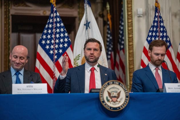 August 5, 2026, White House, District of Columbia, United States: Vice President JD Vance hosts a Fraud Task Force meeting with Congressional leaders on August 5, 2026. White House United States  - ZUMAl312 20260805_znp_l312_005 Copyright: xAndrewxLeydenx