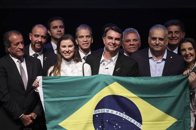 Flavio Bolsonaro announces running mate for Brazil presidential election BRASILIA, BRAZIL - AUGUST 05: Senator Flavio Bolsonaro, the Liberal Party (PL) candidate in Brazil s presidential election, attends an event announcing Alfredo Gaspar as Bolsonaro s vice-presidential running mate, in Brasilia, Brazil, August 5, 2026. Mateus Bonomi Anadolu Brasilia Brazil. Editorial use only. Please get in touch for any other usage.  Copyright: x2026xAnadoluxMateusxBonomix