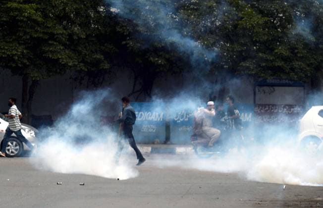 August 5, 2026, Pakistan: Police Use Force to Disperse Pakistan Tehreek-e-Insaf Protesters Demanding Release of PTI Founder Imran Khan at Karachi Demonstration Pakistan  - ZUMAas3_ 20260805_zaf_as3_039 Copyright: xPPIx