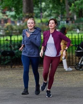 Dakota Fanning and Jennifer Marsala are seen on set of their new untitled Apple TV thriller series this morning in New York City Dakota Fanning and Jennifer Marsala are seen on set of their new untitled Apple TV thriller series this morning in New York City. 05 Aug 2026 Pictured: Dakota Fanning and Jennifer Marsala.  Copyright: xThexMegaxAgencyxEricxKowalskyx xMEGAx