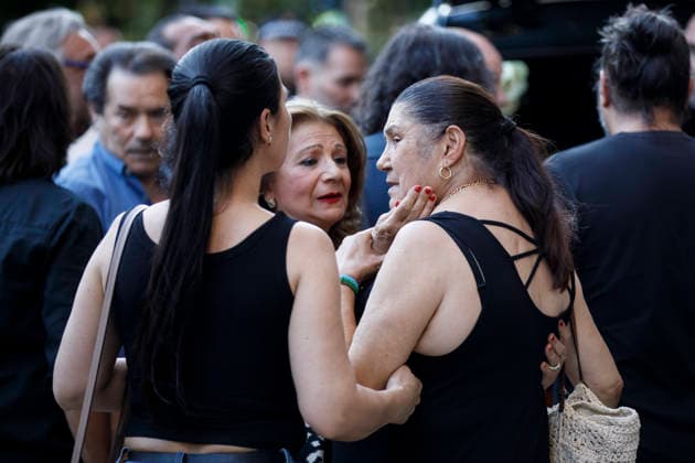 Granada Bids Farewell to Flamenco Guitarist Pepe Habichuela The widow of guitarist Pepe Habichuela, Amparo Nino d, upon her arrival at the funeral chapel set up at the Isabel la Católica Municipal Theater in Granada, his hometown. August 5, 2026, in Granada, Andalusia, Spain. Guitarist José Antonio Carmona, known as Pepe Habichuela (Granada, 1944), passed away this Tuesday at the age of 82 in Madrid after two years away from the stage due to illness. The musician was awarded the Medal of Merit in Fine Arts in 2018, and last February the government conferred upon him the Grand Cross of the Civil Order of Alfonso X the Wise, and described him as one of the most influential figures in contemporary flamenco guitar. AUGUST 5, 2026 Álex Cá Grana  Copyright: xÃlexxCamarax 7703071