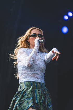 Mimi Webb live at SmukFest 2026 Skanderborg, Denmark. 05th, August 2026. The British singer Mimi Webb performs a live concert during the Danish music festival SmukFest 2026 in Skanderborg. Denmark, Skanderborg  Copyright: xGonzalesxPhoto RolfxMeldgaardx