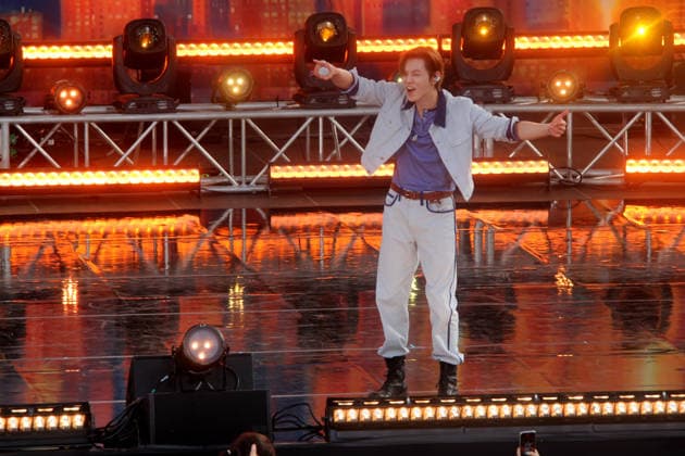 August 5, 2026, Manhattan, New York, U.S.A: New York, New York August 5, 2026. Tomorrow X Singer YeonJun perform in Central Park for The Good Morning America Concert series. Manhattan U.S.A  - ZUMAc272 20260805_znp_c272_023 Copyright: xEmilyxCotlerx