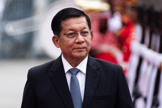 August 6, 2026, Bangkok, Thailand: Min Aung Hlaing, President of Myanmar, inspects the guard of honor during a welcoming ceremony..Min Aung Hlaing, President of Myanmar, is on an official visit to Thailand, aiming to re-engage diplomatically with Thailand. Bangkok Thailand - ZUMAs197 20260806_aaa_s197_005 Copyright: xPeeraponxBoonyakiatx