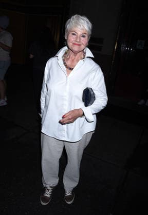 The cast of Apple TV s Ted Lasso dine at Quality Italian in New York City Featuring: Annette Badland Where: New York City, New York, United States When: 05 Aug 2026 Credit: Darla Khazei INSTARimages EDITORIAL USE ONLY. NOT FOR USE BY NEWSPAPERS BASED IN THE UK. Copyright: xx instar55900055