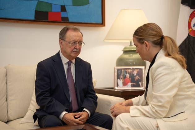 Marga Prohens Welcomes the President of Ceuta at the Consolat de Mar The President of the Government of the Balearic Islands, Marga Prohens d, and the President of Ceuta, Juan Jesús Vivas i, during a meeting at the Consolat de Mar on August 6, 2026, in Palma, Balearic Islands, Spain. The meeting took place just one week after the unprecedented migration crisis at the border between Ceuta and Morocco, during which some 72,000 migrants crossed the border, causing a serious public health emergency. AUGUST 6, 2026. Javier Ferná, Palma, Balearic Islands, Palma, Balearic Islands, Spain  Copyright: xJavierxFernandezx 7703664