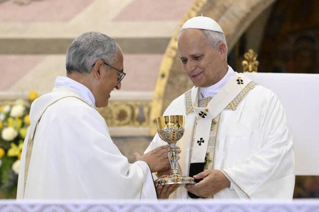 Pope Leo XIV Meets Young People In Assisi - Italy Pope Leo XIV celebrates Mass in the Basilica of St Mary of the Angels in Assisi, Italy on August 6, 2026 for the 2026 Franciscan Youth Meeting in Assisi. Pope Leo XIV addressed the thousands of young people from across Europe who had gathered in Assisi for the final day of the ‘GO! Franciscan Youth Meeting 2026’, in the year marking the eighth centenary of the death of St Francis. Photo by (EV) Mario Tomassetti Vatican Media ABACAPRESS.COM Assisi Italy  Copyright: xABACAx
