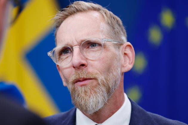 STOCKHOLM, SVERIGE 20260806 Socialminister Jakob Forssmed (KD) presenterar en nyhet om Fritidskortet och summerar det första aret med reformen pa plats under en pressträff pa Rosenbad. STOCKHOLM SVERIGE x12190x *** STOCKHOLM, SWEDEN 20260806 Minister of Social Affairs Jakob Forssmed (KD) presents an update on the Leisure Card and summarizes the first year of the reform during a press conference at Rosenbad, STOCKHOLM, SWEDEN x12190x  Copyright: xViktoriaxBank TTx PRESSTRÄFF OM FRITIDSKORTET s3qXdeu6aPg