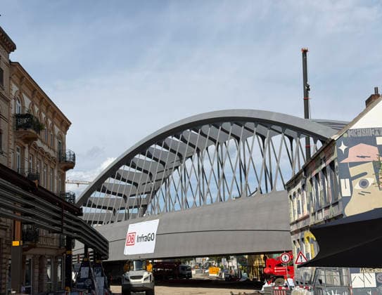 Neue Sternbrücke Hamburg 06.08.2026 Allgemein Die neue Sternbrücke der DB über der Stresemannstraße in Hamburg Altona Hamburg City Hamburg Deutschland *** New Stern Bridge, Hamburg, August 6, 2026 General Information: The new DB Stern Bridge over Stresemannstraße in Hamburg-Altona, Hamburg City, Hamburg, Germany
