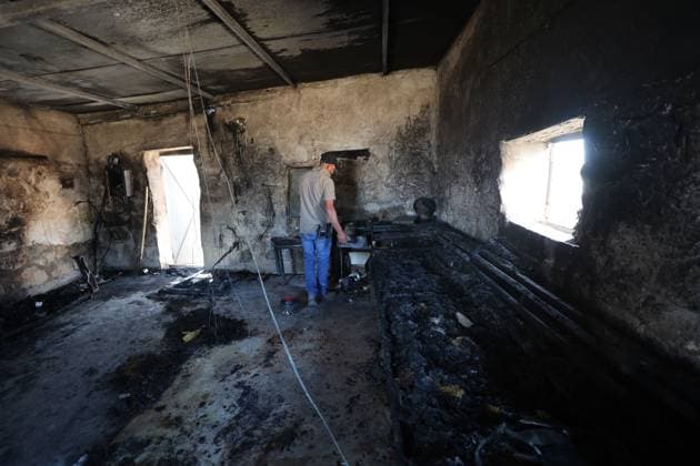 News Bilder des Tages August 6, 2026, Masafer Yatta: Masafer Yatta ,Palestine Ã¢â‚¬ August 6, 2026: The aftermath of a settler attack on the Palestinian village of Umm Tuba in Masafer Yatta, where five homes were set on fire and solar panels supplying electricity to the community were destroyed. Six Palestinians, including women and children, were injured during the overnight attack. Masafer Yatta - ZUMAq101 20260806_zna_q101_097 Copyright: xMosabxShawerx