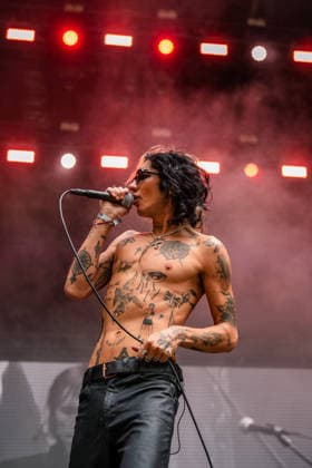 Palaye Royale live at SmukFest 2026 Skanderborg, Denmark. 06th, August 2026. The American rock band Palaye Royale performs a live concert during the Danish music festival SmukFest 2026 in Skanderborg. Here vocalist Remington Leith is seen live on stage. Denmark, Skanderborg  Copyright: xGonzalesxPhoto RolfxMeldgaardx