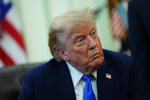 United States President Donald J Trump participates in the signing of Executive Orders concerning silicon chips and birthright citizenship in the Oval Office of the White House in Washington, DC, USA, on Thursday, August 6, 2026. Copyright: xAaronxSchwartzx xPoolxviaxCNPx MediaPunchx