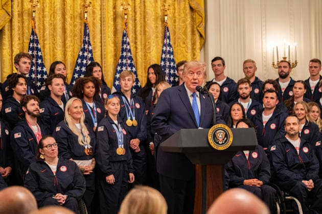 August 6, 2026, Washington, District Of Columbia, United States: President DONALD TRUMP welcomes Team USA Olympians and Paralympians to the White House following the 2026 Milano Cortina Winter Olympic and Paralympic Games. Washington United States - ZUMAk206 20260806_znp_k206_005 Copyright: xMattxKaminskyx