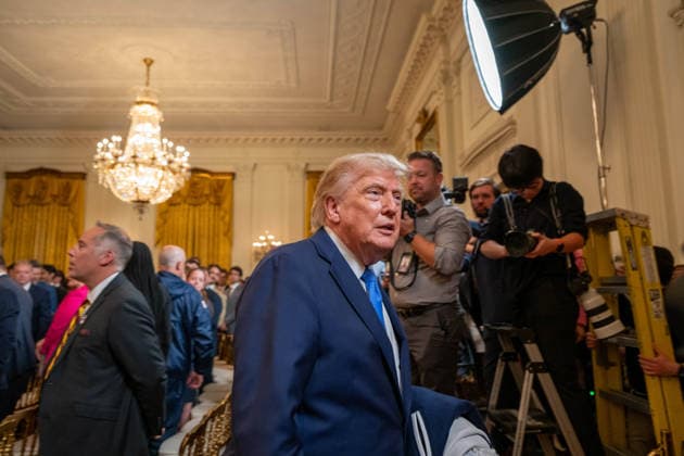 August 6, 2026, Washington, District Of Columbia, United States: President DONALD TRUMP welcomes Team USA Olympians and Paralympians to the White House following the 2026 Milano Cortina Winter Olympic and Paralympic Games. Washington United States - ZUMAk206 20260806_znp_k206_006 Copyright: xMattxKaminskyx