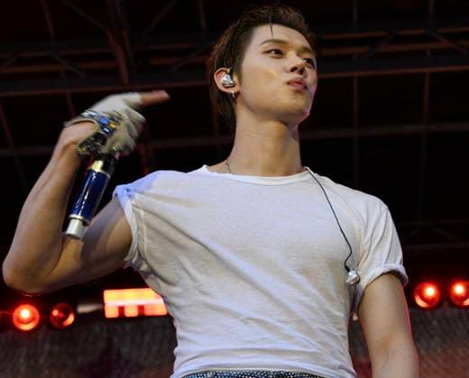Artists Perform At Z100 Summer Bash 2026 Yeonjun performs at Z100 Summer Bash 2026 at Hudson Yards in New York, New York, United States on Thursday, August 6, 2026. Choi Yeon-jun, known as Yeonjun, is a South Korean singer, songwriter, and member of the K-pop boy band Tomorrow X Together (TXT). Photo by Kyle Mazza CNP ABACAPRESS.COM New York New York United States  Copyright: xCNP ABACAx