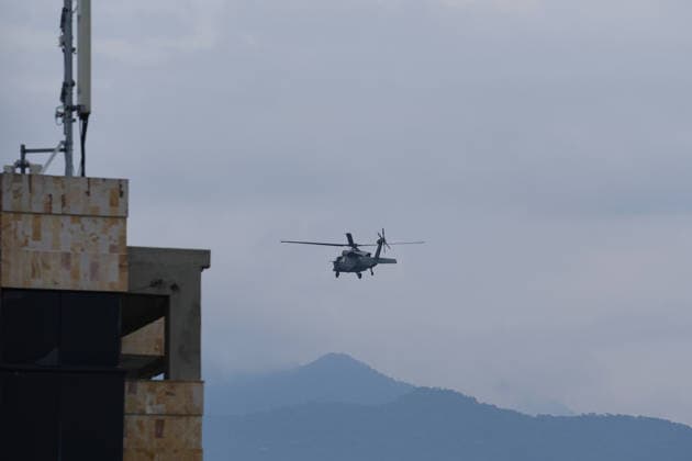 Security tightened in Cali of Colombia s presidential inauguration CALI, COLOMBIA - AUGUST 6: A view of a helicopter as soldiers stand guard at a security checkpoint at the entrance to the Valle del Cauca in Cali, Colombia on August 6, 2026. Ahead of the presidential inauguration of President-elect Abelardo de la Espriella scheduled for August 7. Colombian authorities deployed more than 11,000 police officers and soldiers across the city and surrounding access roads as part of an extensive security operation for the ceremony, which will take place at the Arena of Santiago de Cali University (USC), marking the first Colombian presidential inauguration held outside Bogota in more than a century. Juancho Torres Anadolu Cali Colombia. Editori  Copyright: x2026xAnadoluxJuanchoxTorresx