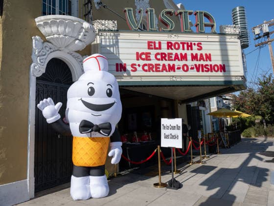 August 6, 2026, Los Angeles, California, USA: Exterior view of The Vista Theater Eli Roth s ICE CREAM MAN Los Angeles red carpet premiere. Los Angeles USA  - ZUMAb173 20260806_aap_b173_041 Copyright: xBillyxBennightx