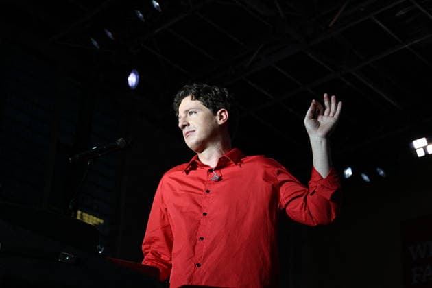 Artists Perform At Z100 Summer Bash 2026 Charlie Puth performs at Z100 Summer Bash 2026 at Hudson Yards in New York, New York, United States on Thursday, August 6, 2026. Charles Otto Puth Jr (Charlie Puth) is an American singer-songwriter, musician, and record producer. Photo by Kyle Mazza CNP ABACAPRESS.COM New York New York United States  Copyright: xCNP ABACAx