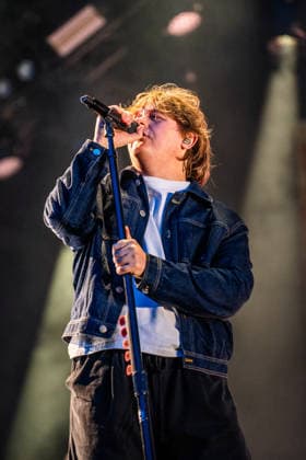 Lewis Capaldi live at SmukFest 2026 Skanderborg, Denmark. 06th, August 2026. The Scottish singer and songwriter Lewis Capaldi performs a live concert during the Danish music festival SmukFest 2026 in Skanderborg. Denmark, Skanderborg  Copyright: xGonzalesxPhoto RolfxMeldgaardx