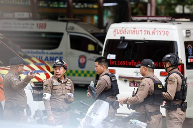 2 dead, 15 injured in school shooting in Thailand’s Nonthaburi province BANGKOK, THAILAND - AUGUST 7: Police officers stand in the yard of Debsirin Nonthaburi School following a school shooting in Bang Kruai district, Nonthaburi province, north of Bangkok, Thailand on August 7, 2026. Valeria Mongelli Anadolu Bangkok Thailand. Editorial use only. Please get in touch for any other usage.  Copyright: x2026xAnadoluxValeriaxMongellix