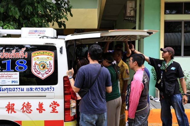 Death toll rises to 7 in Thailand school shooting: Local media BANGKOK, THAILAND - AUGUST 7: A person close to one of the victims react following a shooting at Debsirin Nonthaburi School in Bang Kruai district, Nonthaburi province, north of Bangkok, Thailand on August 7, 2026. Valeria Mongelli Anadolu Bangkok Thailand. Editorial use only. Please get in touch for any other usage.  Copyright: x2026xAnadoluxValeriaxMongellix