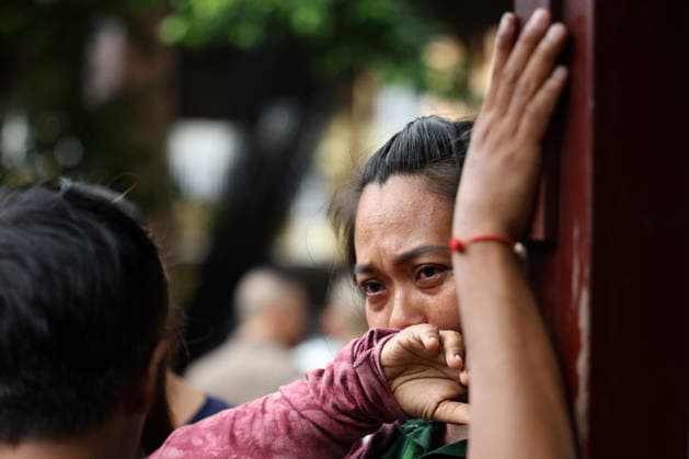 Death toll rises to 7 in Thailand school shooting: Local media BANGKOK, THAILAND - AUGUST 7: A family member of one of the victims reacts on the site of a shooting at Debsirin Nonthaburi School in Bang Kruai district, Nonthaburi province, north of Bangkok, Thailand on August 7, 2026. Valeria Mongelli Anadolu Bangkok Thailand. Editorial use only. Please get in touch for any other usage.  Copyright: x2026xAnadoluxValeriaxMongellix