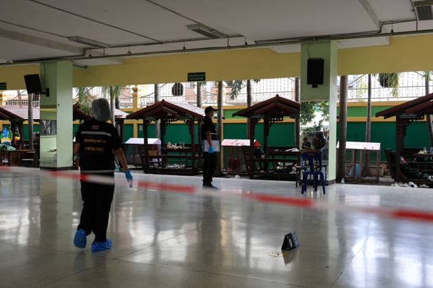 Death toll rises to 7 in Thailand school shooting: Local media BANGKOK, THAILAND - AUGUST 7: Forensic police officers work on the site of a shooting at Debsirin Nonthaburi School in Bang Kruai district, Nonthaburi province, north of Bangkok, Thailand on August 7, 2026. Valeria Mongelli Anadolu Bangkok Thailand. Editorial use only. Please get in touch for any other usage.  Copyright: x2026xAnadoluxValeriaxMongellix
