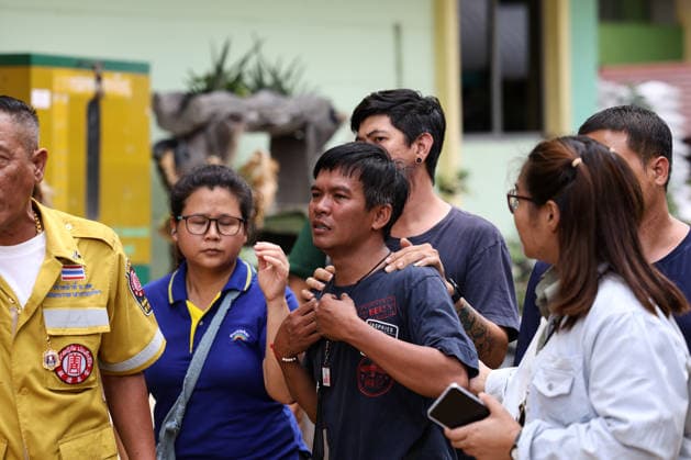 Death toll rises to 7 in Thailand school shooting: Local media BANGKOK, THAILAND - AUGUST 7: A person close to one of the victims react following a shooting at Debsirin Nonthaburi School in Bang Kruai district, Nonthaburi province, north of Bangkok, Thailand on August 7, 2026. Valeria Mongelli Anadolu Bangkok Thailand. Editorial use only. Please get in touch for any other usage.  Copyright: x2026xAnadoluxValeriaxMongellix