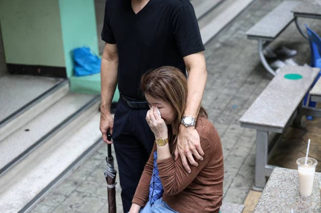 Death toll rises to 7 in Thailand school shooting: Local media BANGKOK, THAILAND - AUGUST 7: People react on the site of a shooting at Debsirin Nonthaburi School in Bang Kruai district, Nonthaburi province, north of Bangkok, Thailand on August 7, 2026. Valeria Mongelli Anadolu Bangkok Thailand. Editorial use only. Please get in touch for any other usage.  Copyright: x2026xAnadoluxValeriaxMongellix