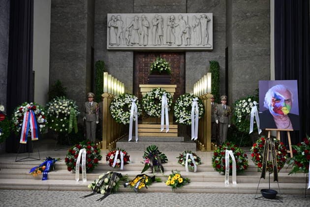 Last farewell to Czech artist Milan Knizak took place at the Strasnice Crematorium, in Prague, Czech Republic, on August 7, 2026. (CTKxPhoto MichalxKamaryt) CTKPhotoP2026080703039  CTKPhotoP2026080703039