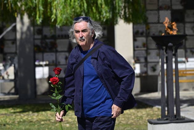 Last farewell to Czech artist Milan Knizak took place at the Strasnice Crematorium, in Prague, Czech Republic, on August 7, 2026. On the photo is seen curator of the photography collections of the Museum of Decorative Arts in Prague Jan Mlcoch. (CTKxPhoto RomanxVondrous) CTKPhotoP2026080702857  CTKPhotoP2026080702857
